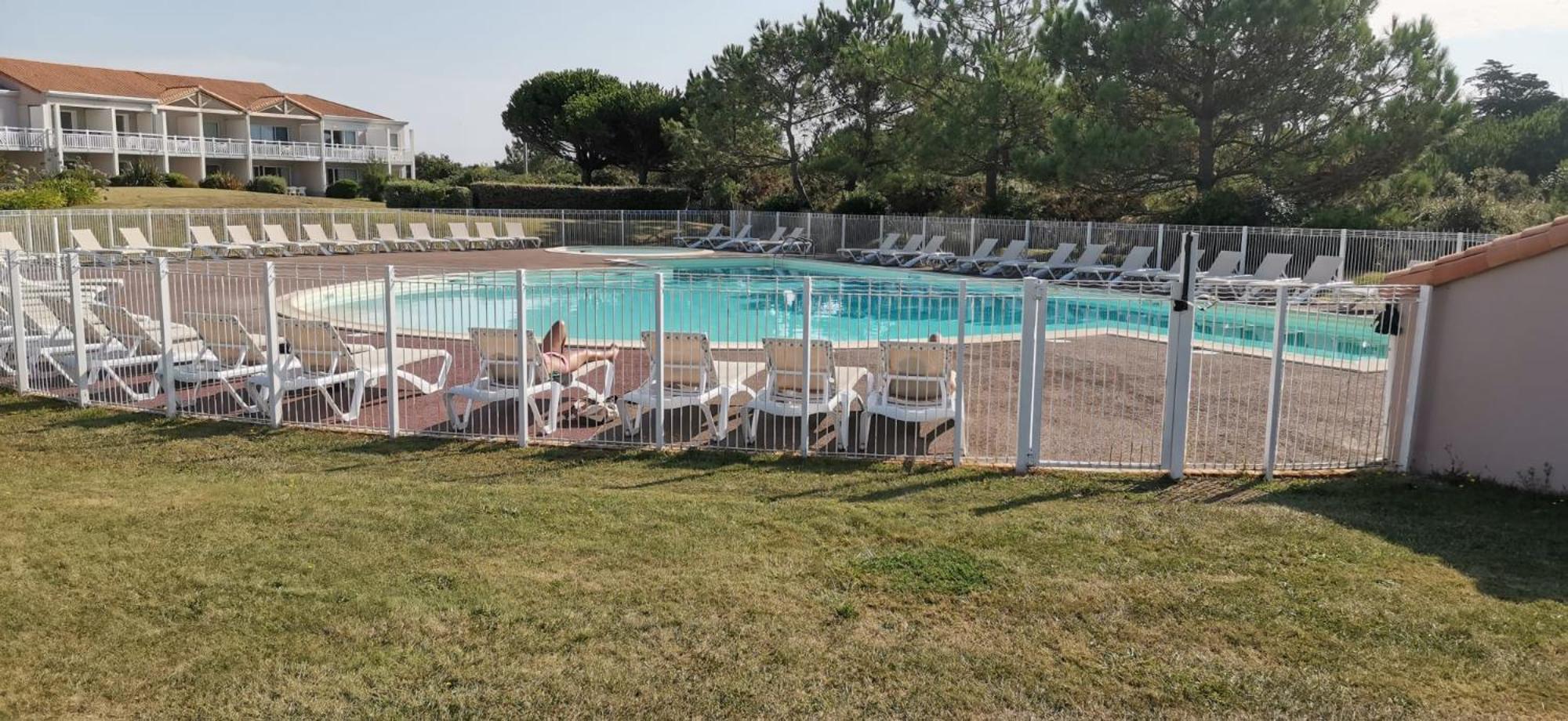 Appartement - Residence L'Estran - Sables D'Olonne レ・サ​​ーブル・ドロンヌ エクステリア 写真